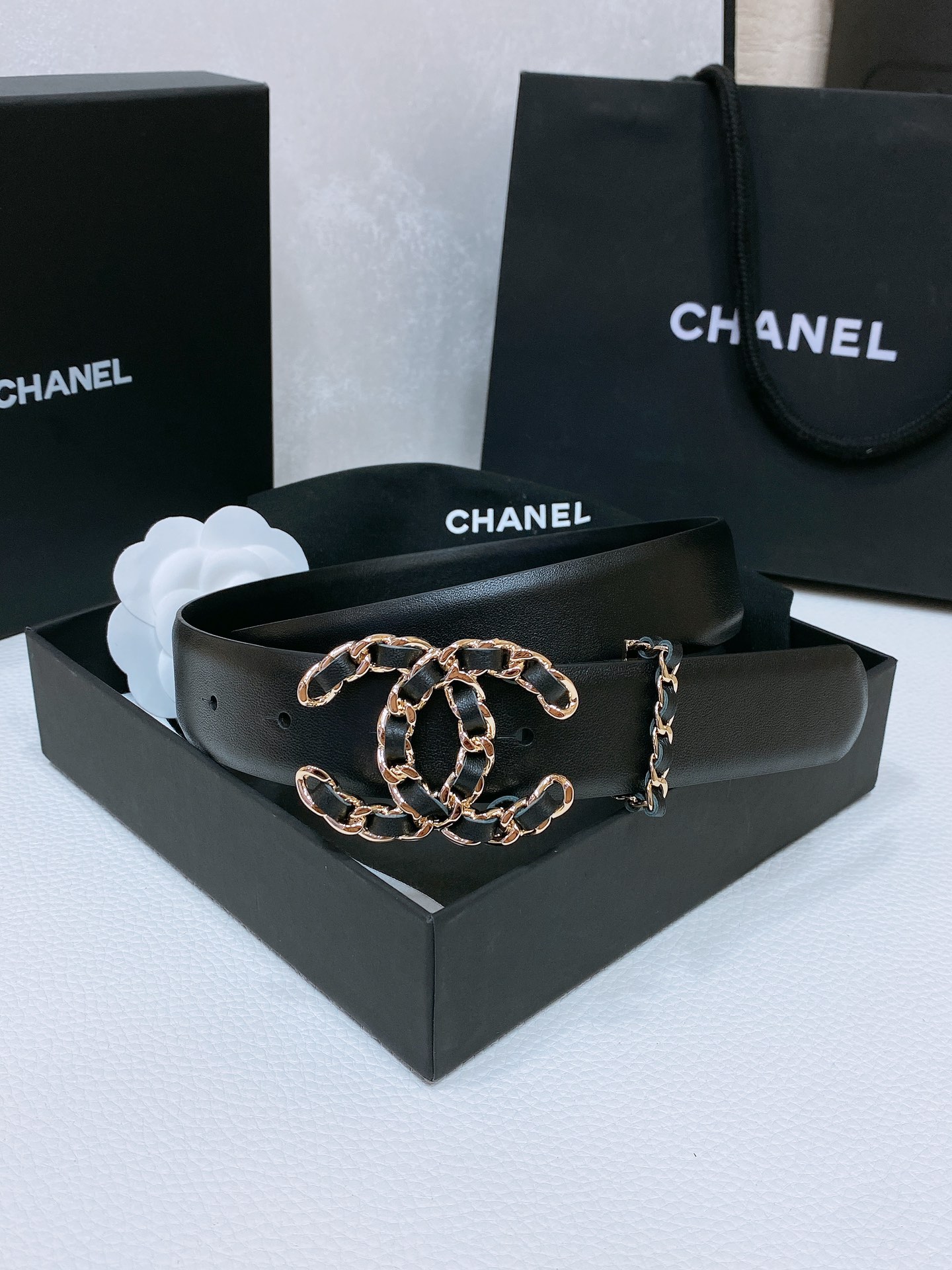 Chanel24c链条牛皮黑logo搭扣黄铜金属进口胎牛皮平纹带身饰有cc小logo手感柔软细腻3.0c