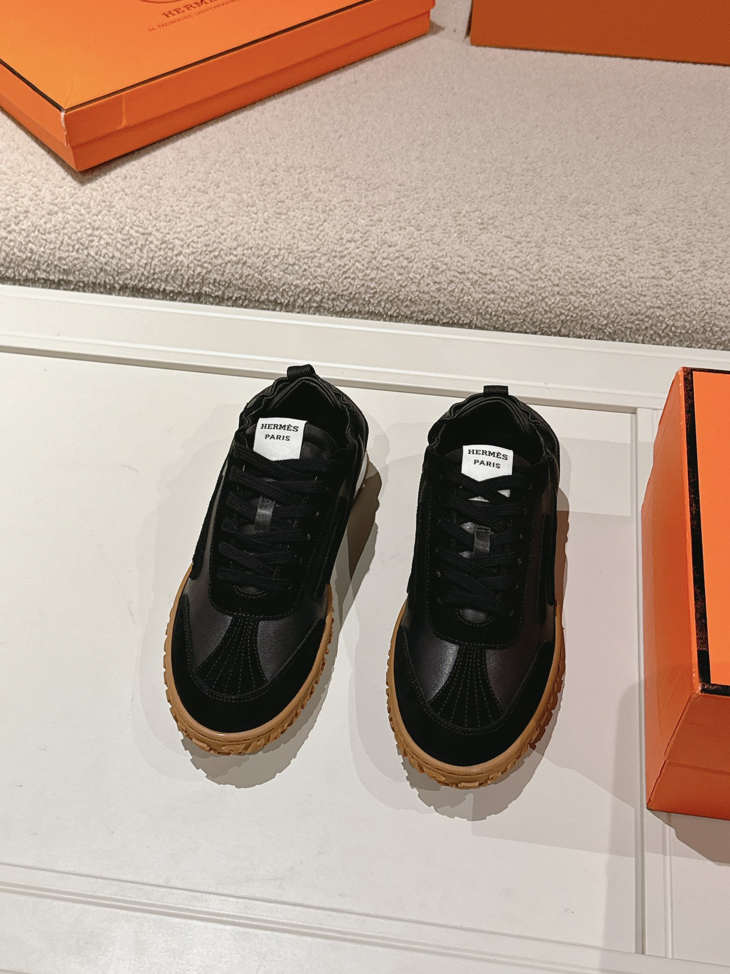 NO:273150,Hermes top version # casual sneakers suede goatskin sneakers decorative contrast pattern and iconic 