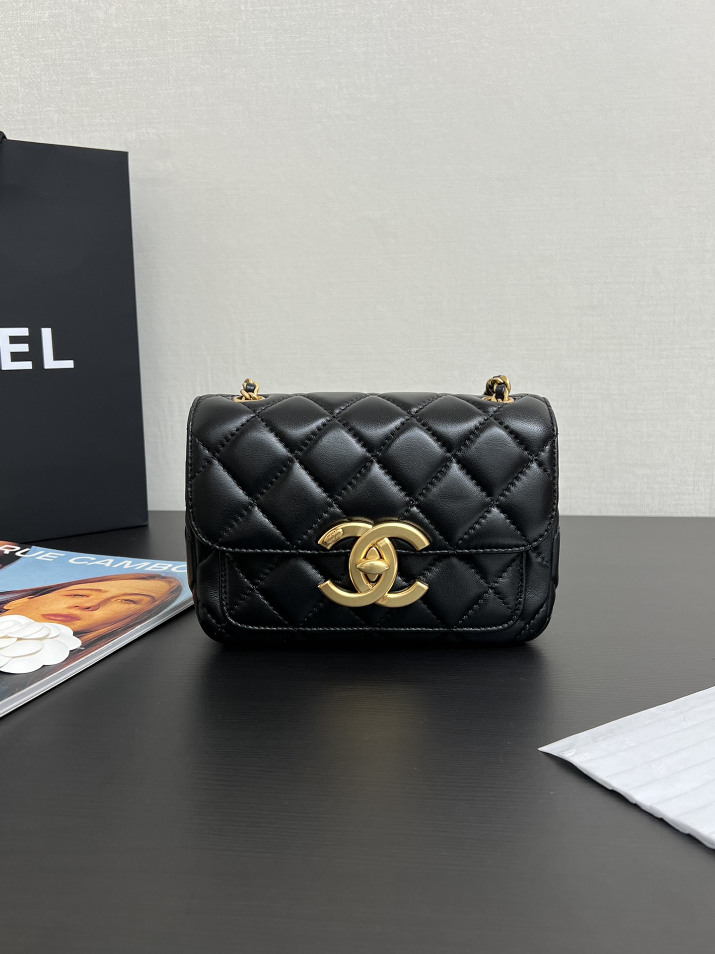 Chanel Classic Flap Bag Sacs À Bandoulière & À Épaule Noir Collection automne – hiver Vintage