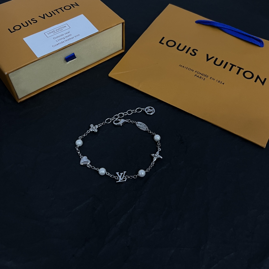 Louis Vuitton Neu
 Juwelen Armbänder Vintage