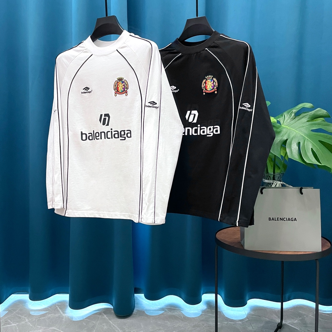P95 versión pesada de alta gama Balenciaga➡️Balenciaga camiseta de manga larga con logo bordado de la colección especia…