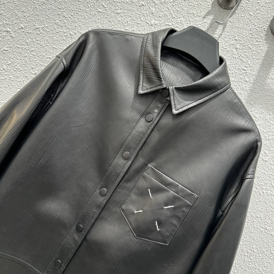 Stylish Women’s Lambskin Cloak by Maiso * Margiel 24 – Oversize Design, Soft and Delicate. - 图片 2