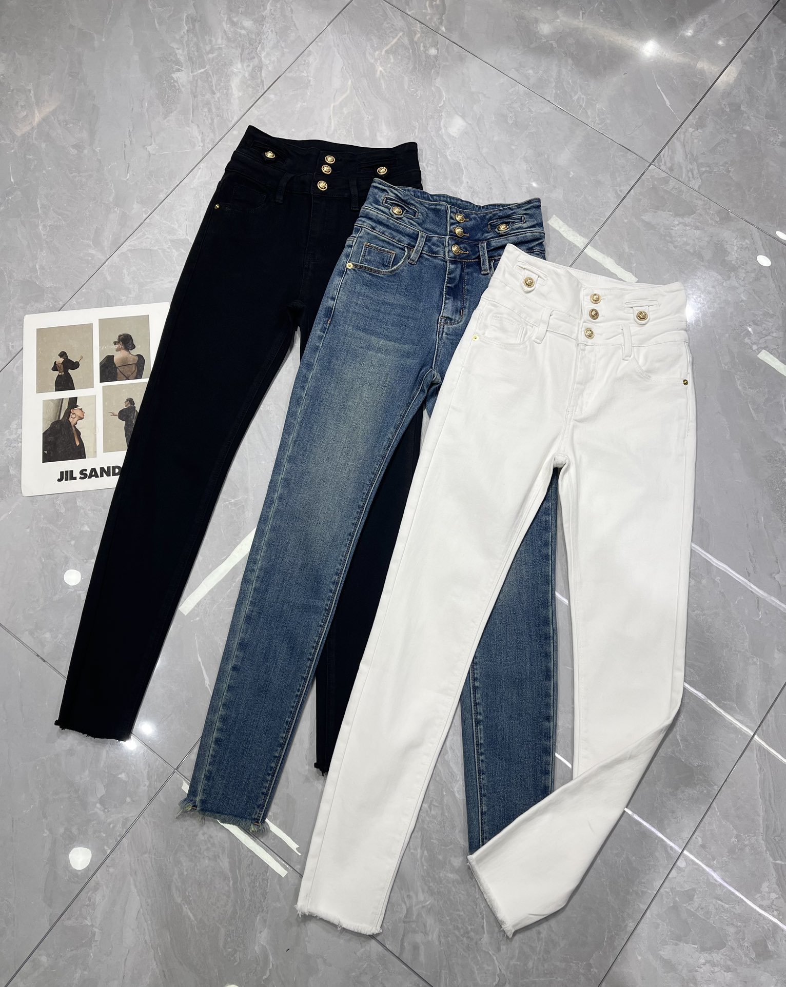“High-Quality Balmai Women’s Clothes: High-Waist Buttons and Skinny Jeans in Various Colors” - 图片 1