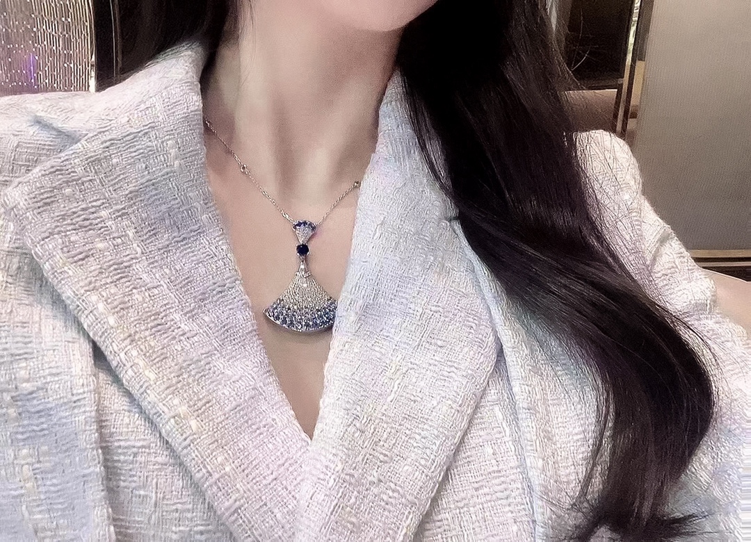 [Bulgari Jewelry]203715[We produce] Small skirt and large necklace ZP 000 iden