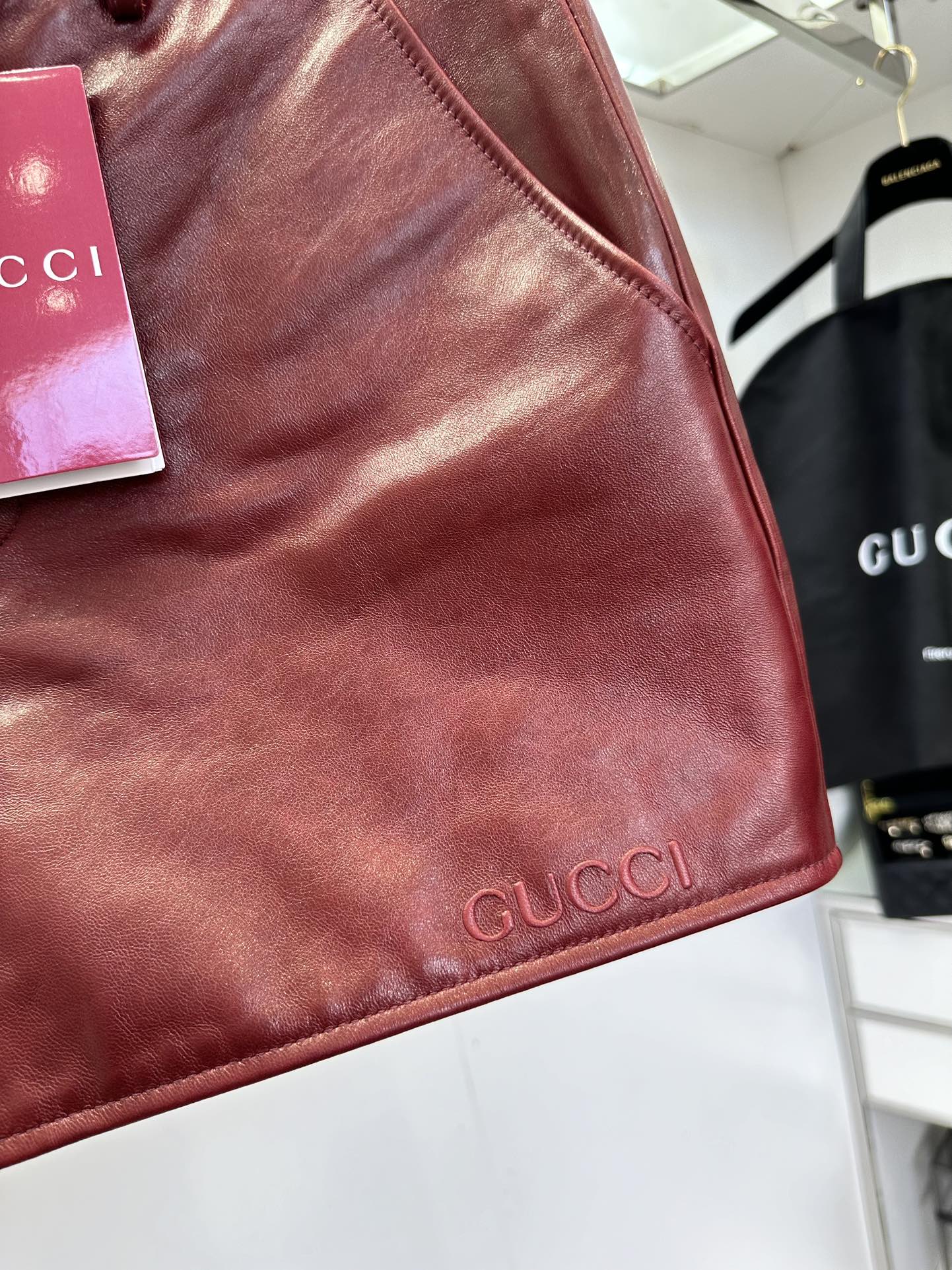 Red Single-and-a-behaviour Female Suit with Top Goat Skins Packaging by G*CCI - 图片 8