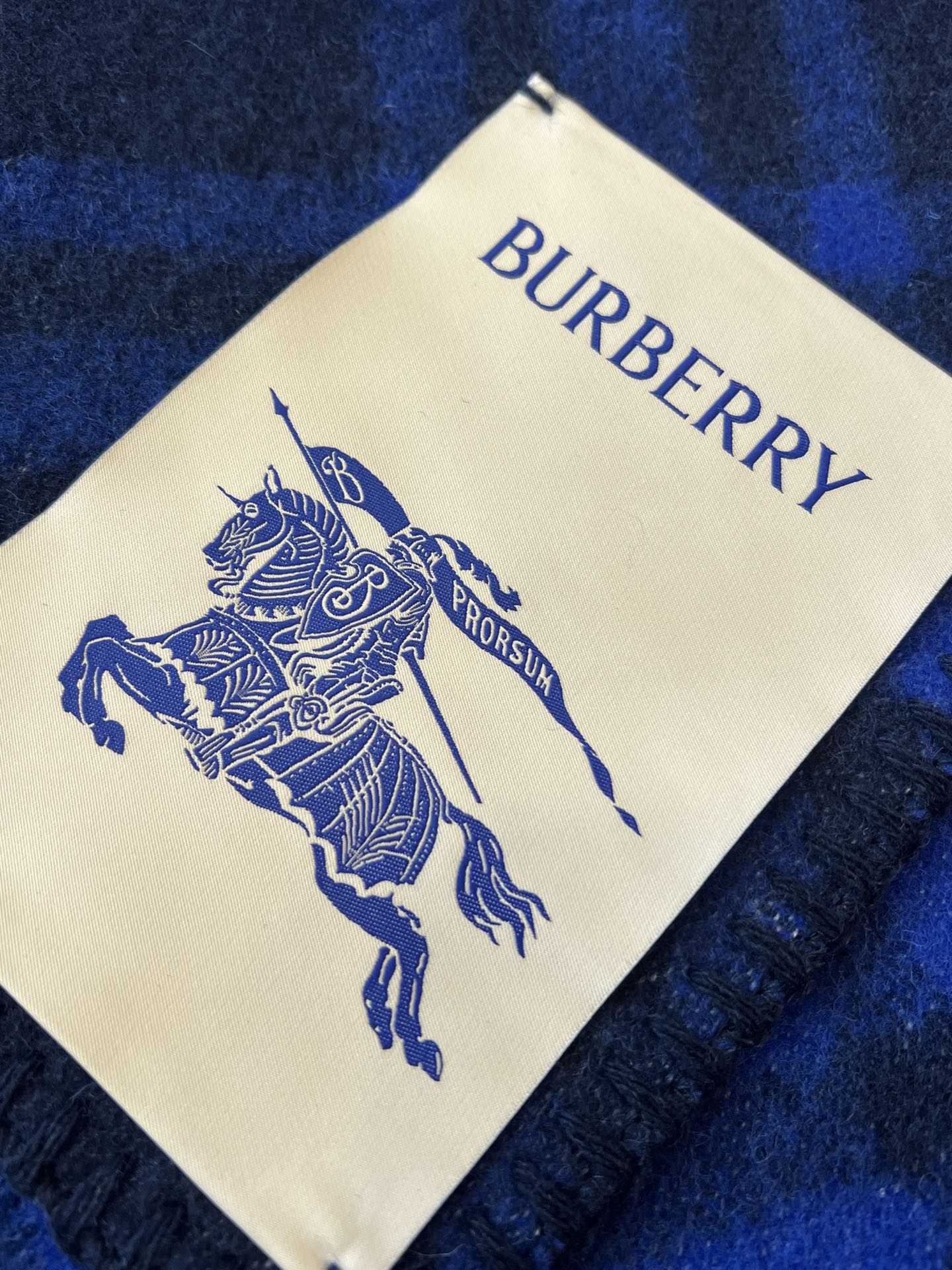 福利️全智贤同款百分百对版Burberry可遇不可求的王炸级单品绝对是独家级别工艺与材料完全与正品无区别