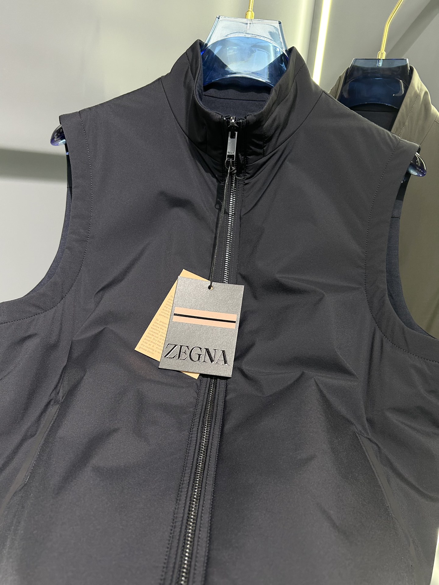 🌹🆕 NEW	zegn*、杰尼亚24新款薄棉马甲官网同步计爆款	
渠道货 高端定制品质经得起任何形式检验