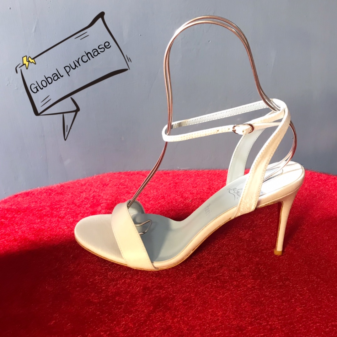 NO:100779,High-end customized 2025 spring and summer classic series!  H8.5Cm, size 34-42. Customized model, L39-016. White imported silk, blue sheepskin, official website synchronization Standard European code Reference:L39-016 Color:white/blue Material:crocodile leather Lining:goat leather Heel height:8.5Cm Sole:leather sole Size:EU 34-42 (US 4-11):,,christian louboutin,sheepskin,real silk19860909高端订制2025春夏精典款系列！ H8.5Cm,尺码34-42码.订制款,L39-016.白色进口真丝,蓝羊皮里,官网同步 标准欧码 Reference:L39-016 Color:white/blue Material:crocodile leather Lining:goat leather Heel heigh:8.5Cm Sole:leather sole Size:EU 34－42（US 4一11) :,,christian louboutin,sheepskin,real silk,Women's Shoes