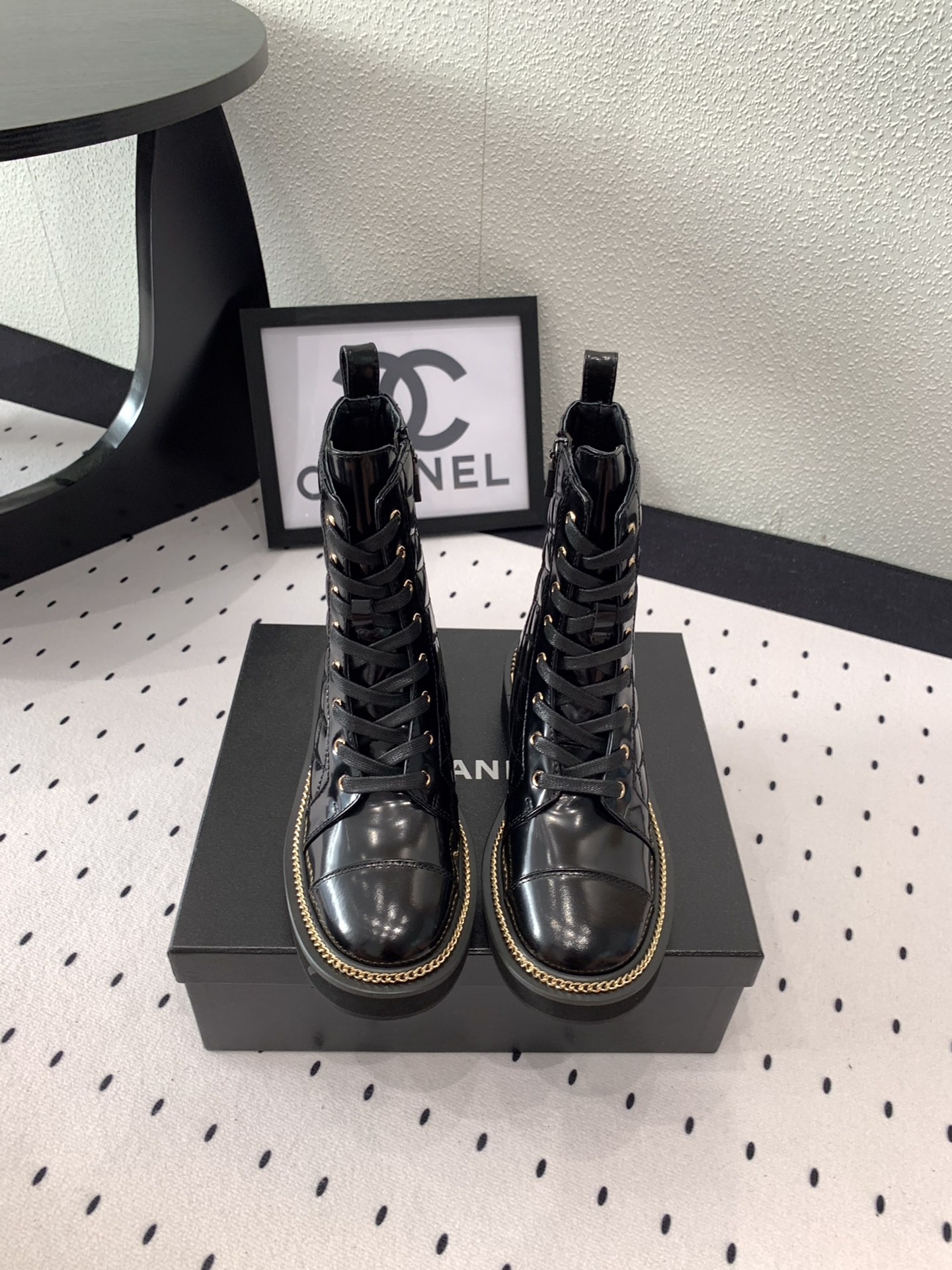 Chanel Bottes Courtes Cuir de vache Peau mouton