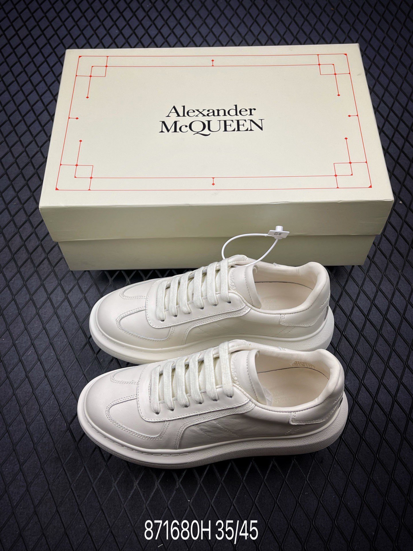 Alexander McQueen 麦坤 亚历山大 2024新款德训