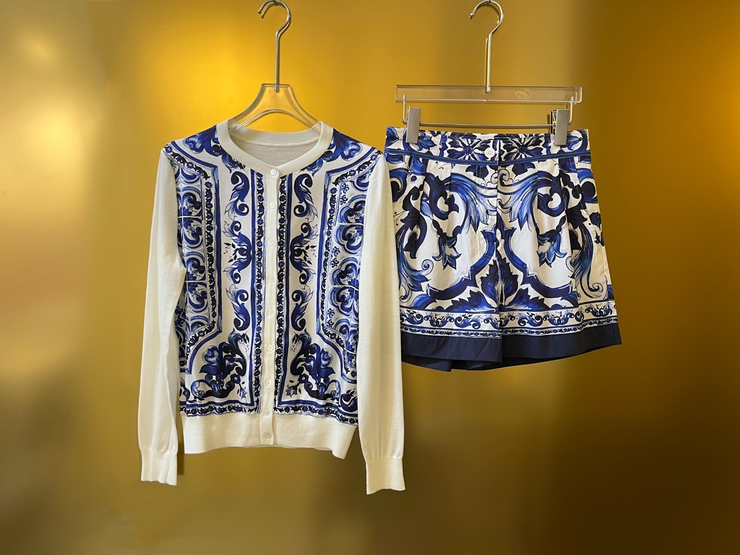 Wool One-Size Open Shirt with Original Twirl, Packaged DG – P644 Details. - 图片 9