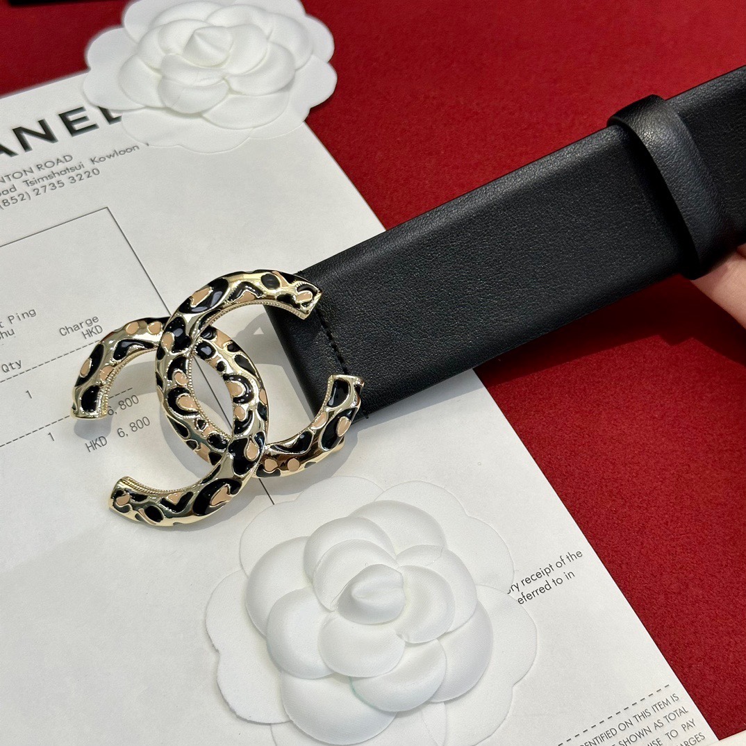 
CHANEL香奈儿女士时尚款，顶级品质，正品开模高端定制皮料五金，定制纯铜五金扣头，进口胎牛皮腰带 正