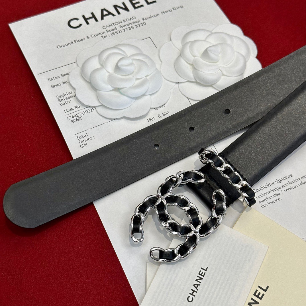 
CHANEL香奈儿女士时尚款，顶级品质，正品开模高端定制皮料五金，定制纯铜五金扣头，进口胎牛皮腰带 正