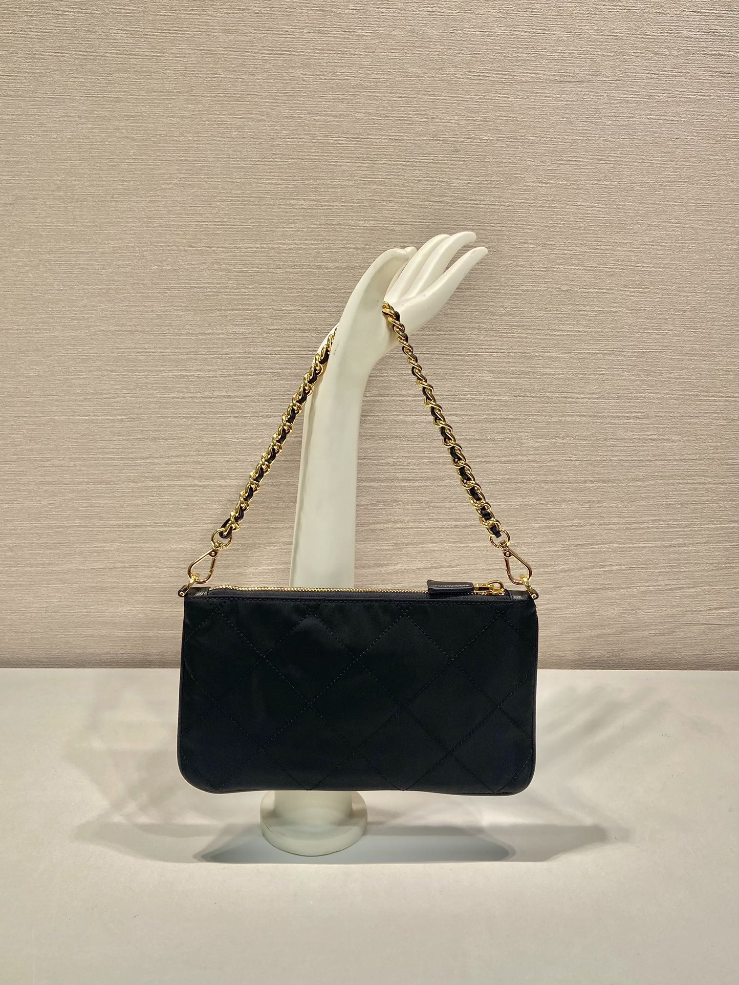 Prada Style Nylon Hobo Bag Bags Hobo Bag detail image 4 from source 719310