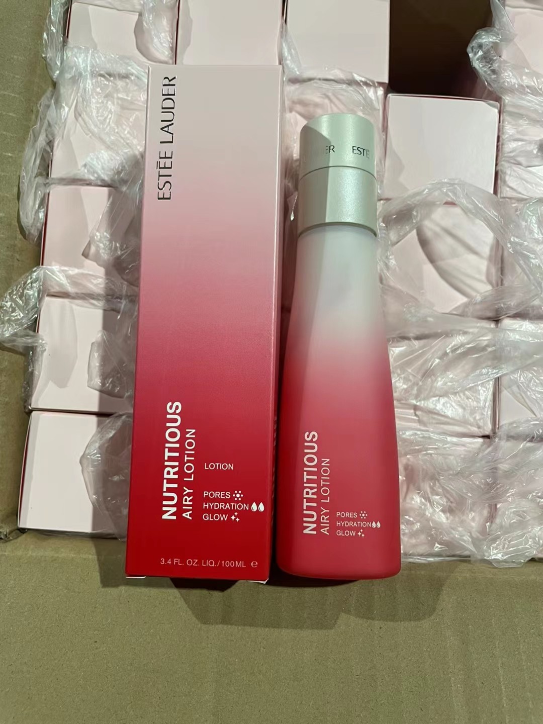 75. Nueva versión de Loción de Granada Roja Estée Lauder 100ml 🔜 Versión Mingtong. ¡Alta calidad❗️🇺🇸 Estée Lauder Lo…