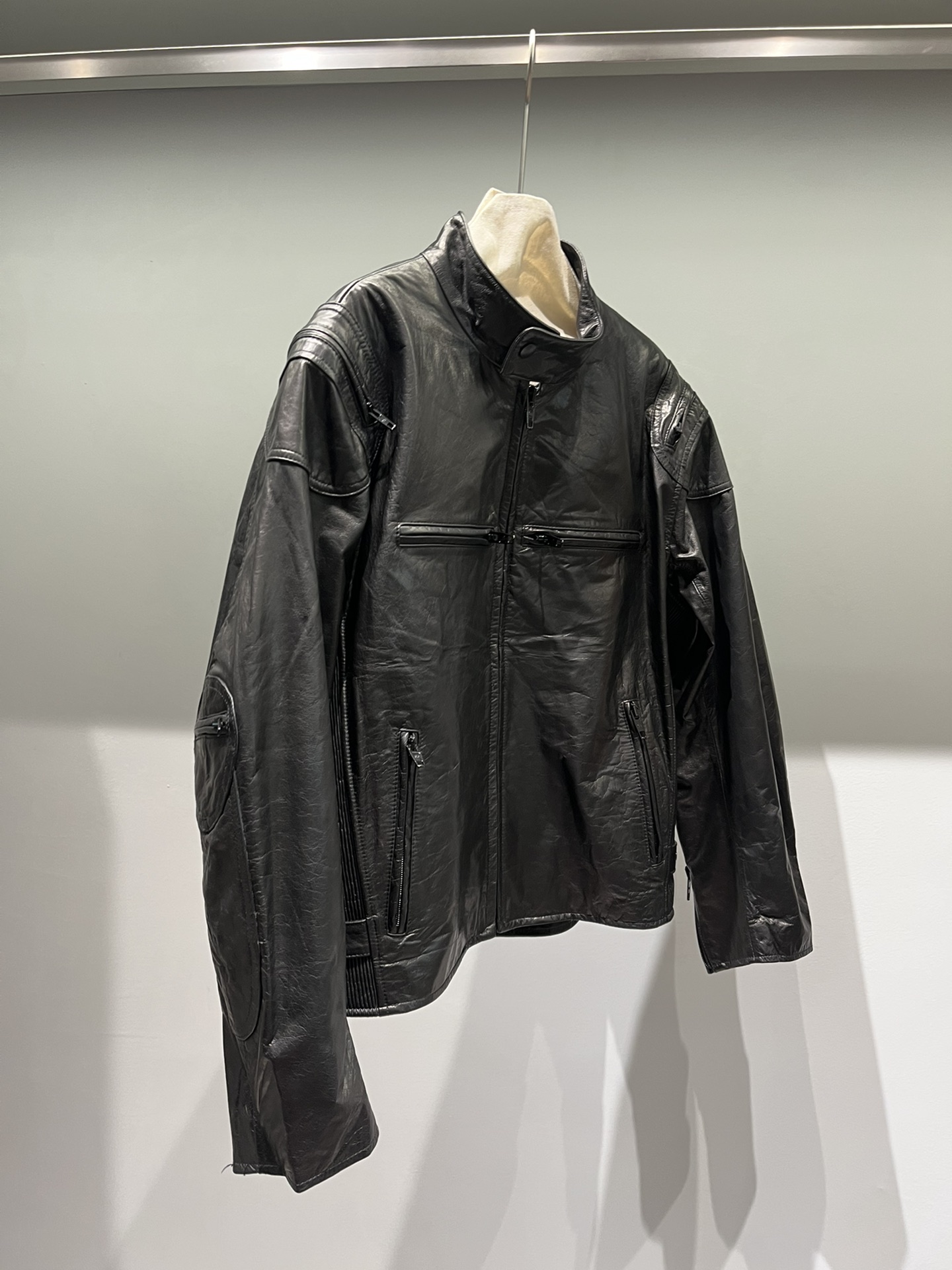 Fashionable Paris-Class Oil Wax Suit Packaged with Oxi-Car Jacket and Original Hardware - 图片 3