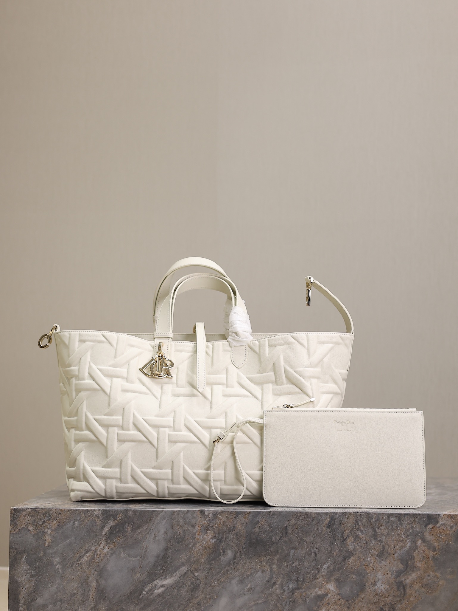 Dior Bolsos de mano Blanco Cuero de vaca Fashion Casual