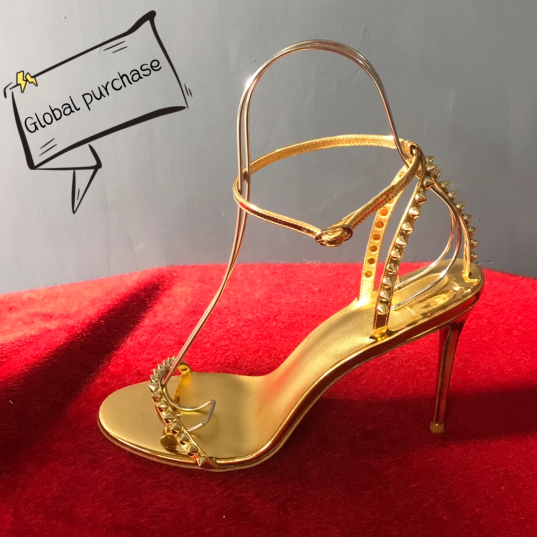 NO:100245,High-end customization, new autumn and winter sandals series!  H10Cm, size 34-42. No return or replacement 9050-019A. Gold mirror metal, gold sheepskin, gold rivets. Official website synchronization Standard European code Reference:9050-019A Color:gold /gold Material:cowhide/rivet Lining:goat leather Heel height:10Cm Sole:leather sole Size:EUR 34-42 (US 4-11):,,christian louboutin,sandals,sheepskin19860909高端订制 秋冬凉鞋新款系列！ H10Cm,尺码34-42码.不退不换9050-019A.金色镜面金属,金色羊皮里,金铆钉.官网同步 标准欧码 Reference:9050-019A Color:gold /gold Material:cowhide/rivet Lining:goat leather Heel heigh:10Cm Sole:leather sole Size:EUR 34－42（US 4一11) :,,christian louboutin,sandals,sheepskin,Women's Shoes