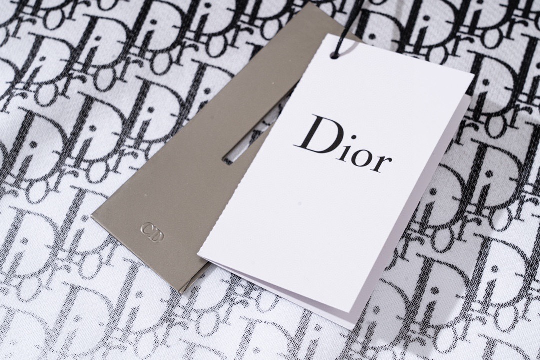 迪奥/Dior 秋冬新品 满花半身渐变印花圆领卫衣