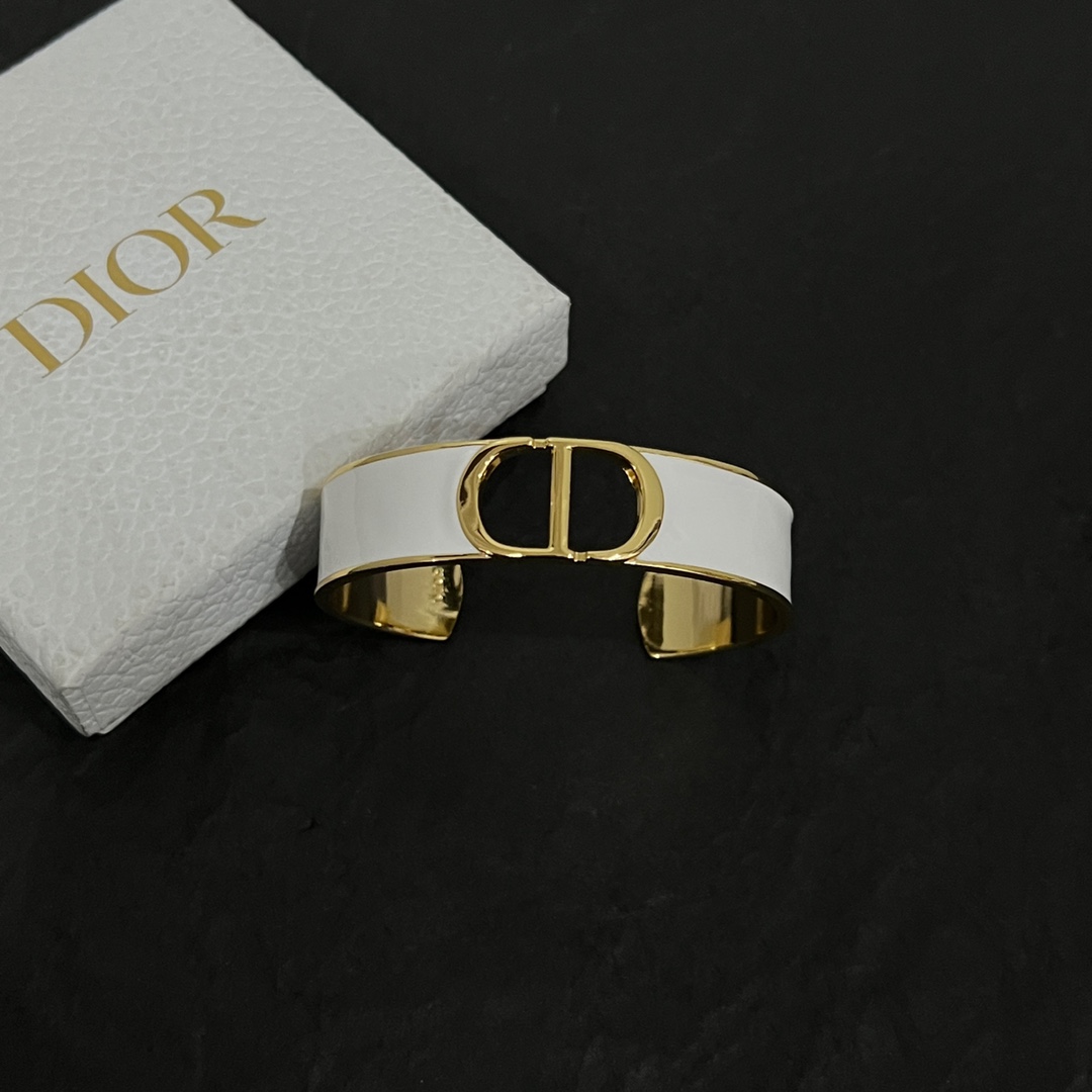Dior item 6