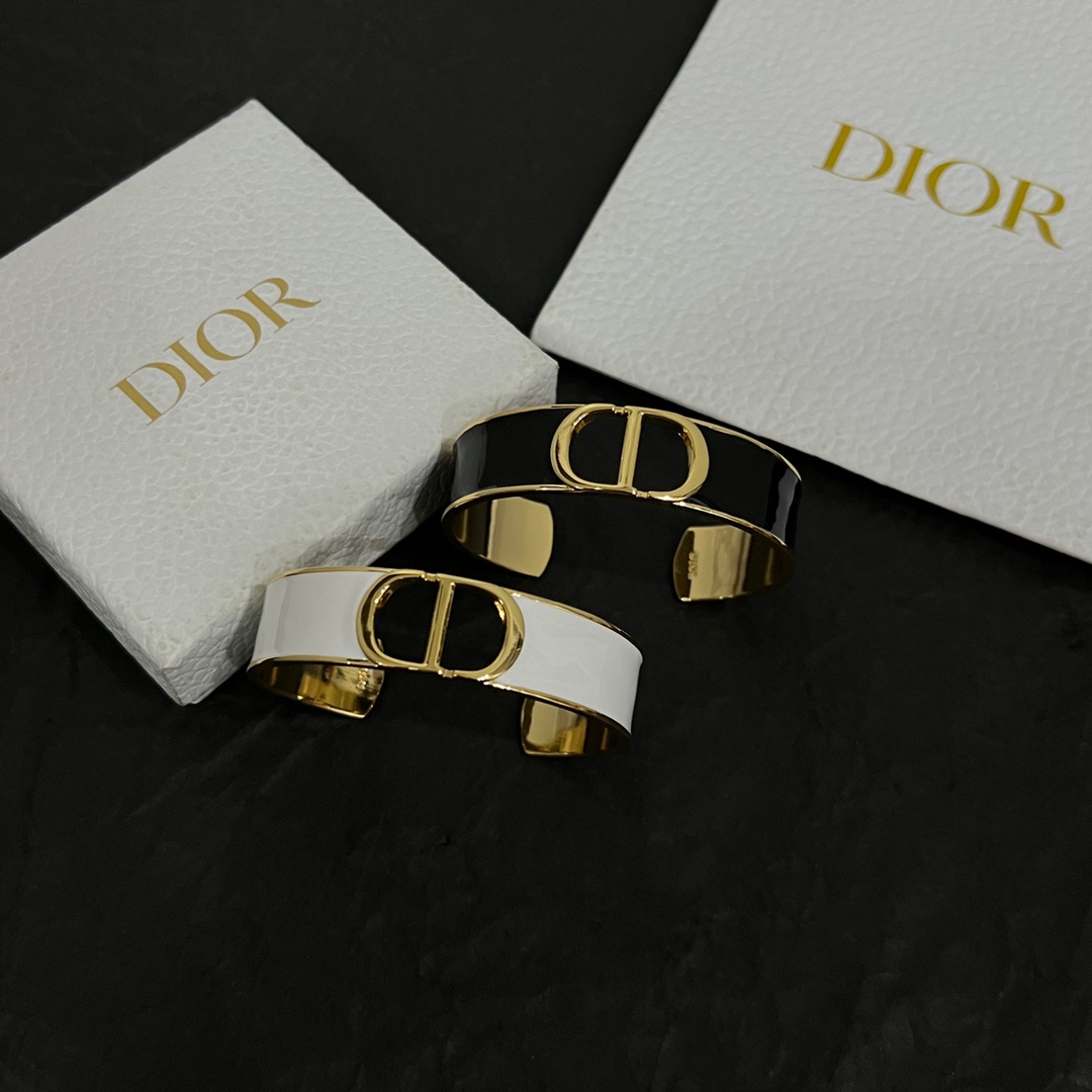 Dior item 3
