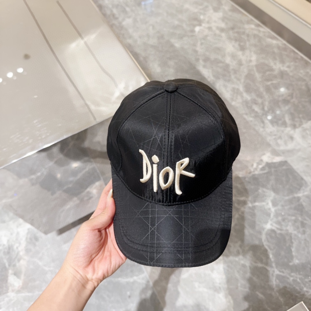 Réplique pratique et polyvalent concepteur
 Dior Chapeaux Casquette De Baseball Broderie de fleurs