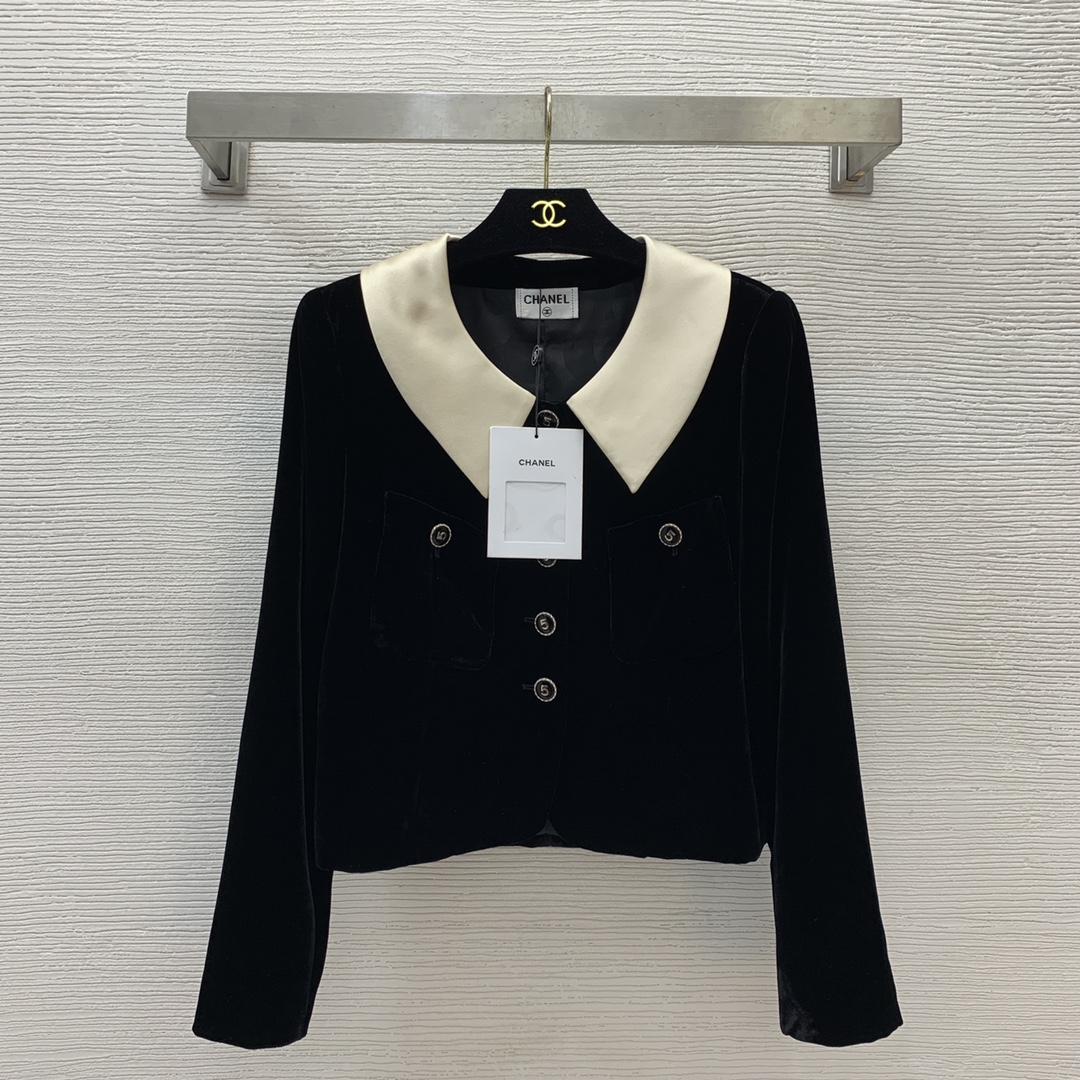 NO:326853,Model number G24082349 Chane* newest model Exclusive high-quality recommendation!  High-end customized temperament celebrity Xiaoxiang style 5-character button contrasting lapel spliced ​​short long-sleeved gold velvet jacket!  Black, (Size S bust 96, sleeve length 58, clothing length 51, Chanel, jackets & coats, alexander wang19860909款号G24082349 Chane*新款 独家精品推荐！高端定制气质名媛小香风5字扣撞色翻领拼接短款长袖金丝绒外套！黑色,（S码胸围96,袖长58,衣长51,,chanel,jackets & coats,alexander wang,Women's clothing