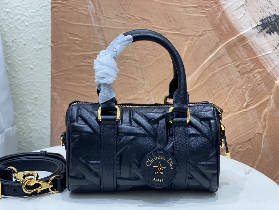 Dior Bolsos de mano Negro Cuero de vaca Colección invierno Fashion Mini