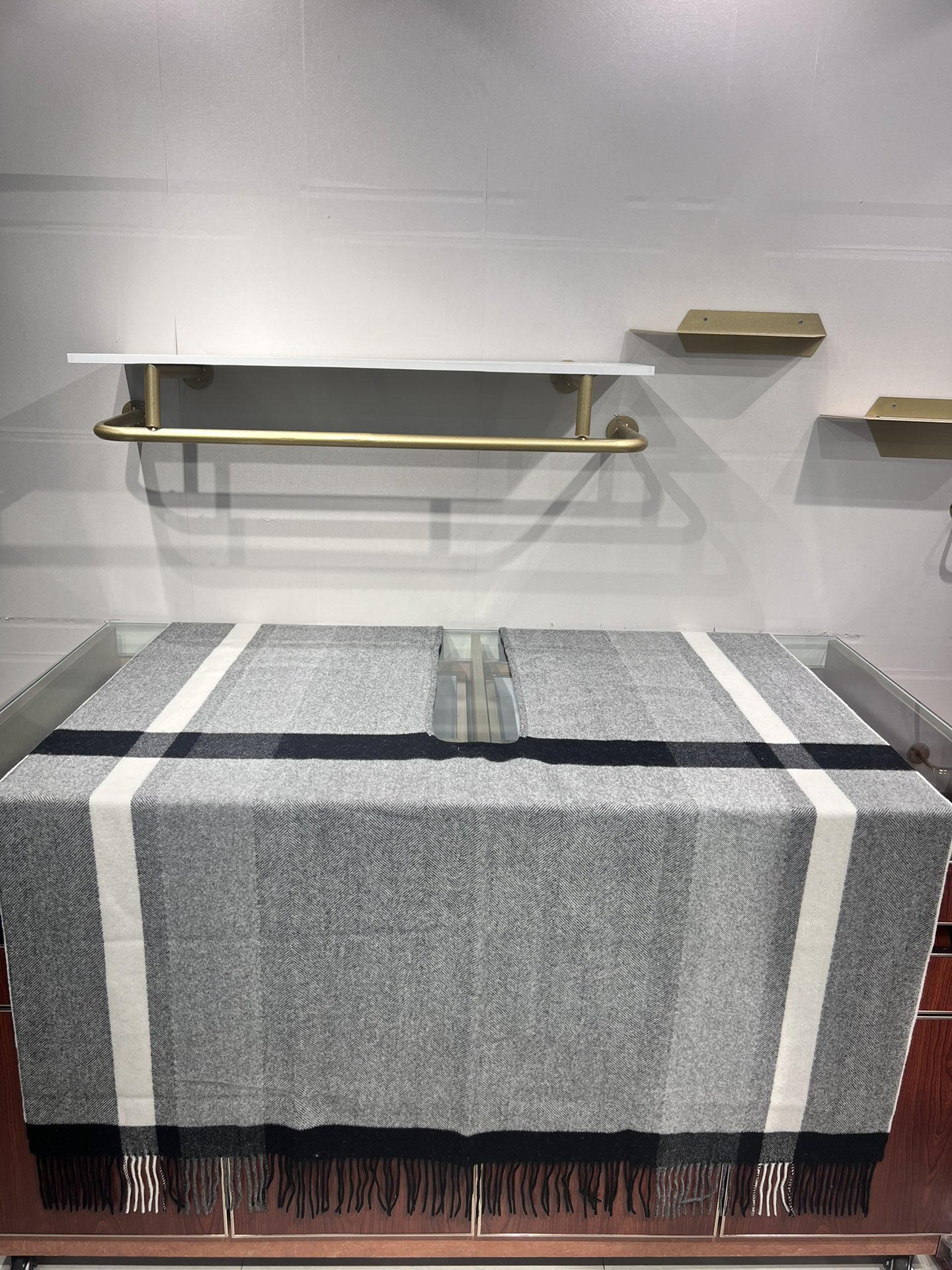 💟CELINE 臻品推荐，【▪️同步专柜！条纹面料图案丝毛斗篷披肩！！】秋冬新款！亲妈价格给力推荐！造型