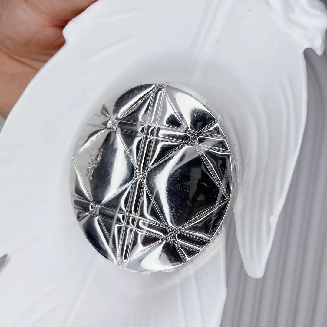 Dior VIP Reward 12,000-Point Double-Sided Metal Compact Mirror - Comprehensive 7
