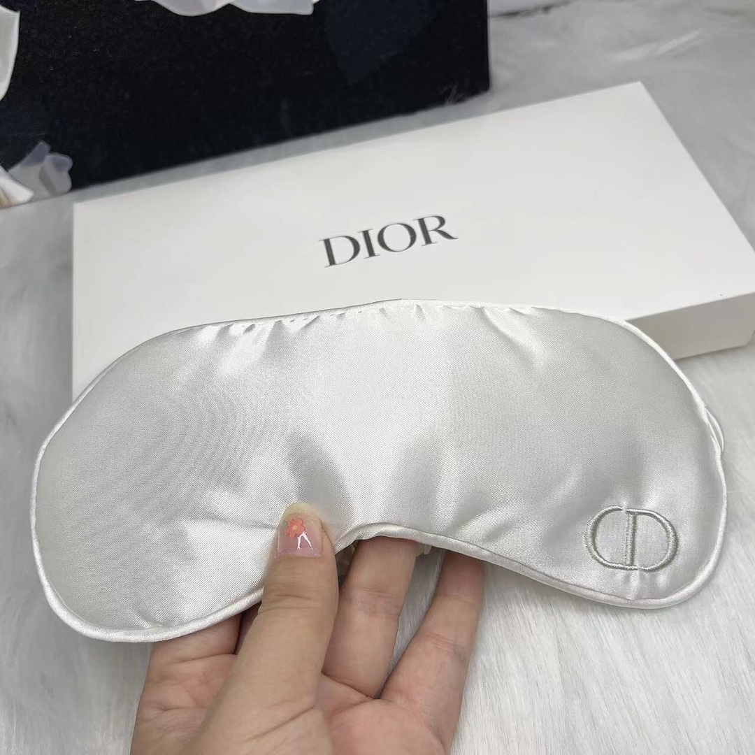 New Dior Counter Whitening Set VIP Loyalty Gift Silk Sleep Mask - Comprehensive 9