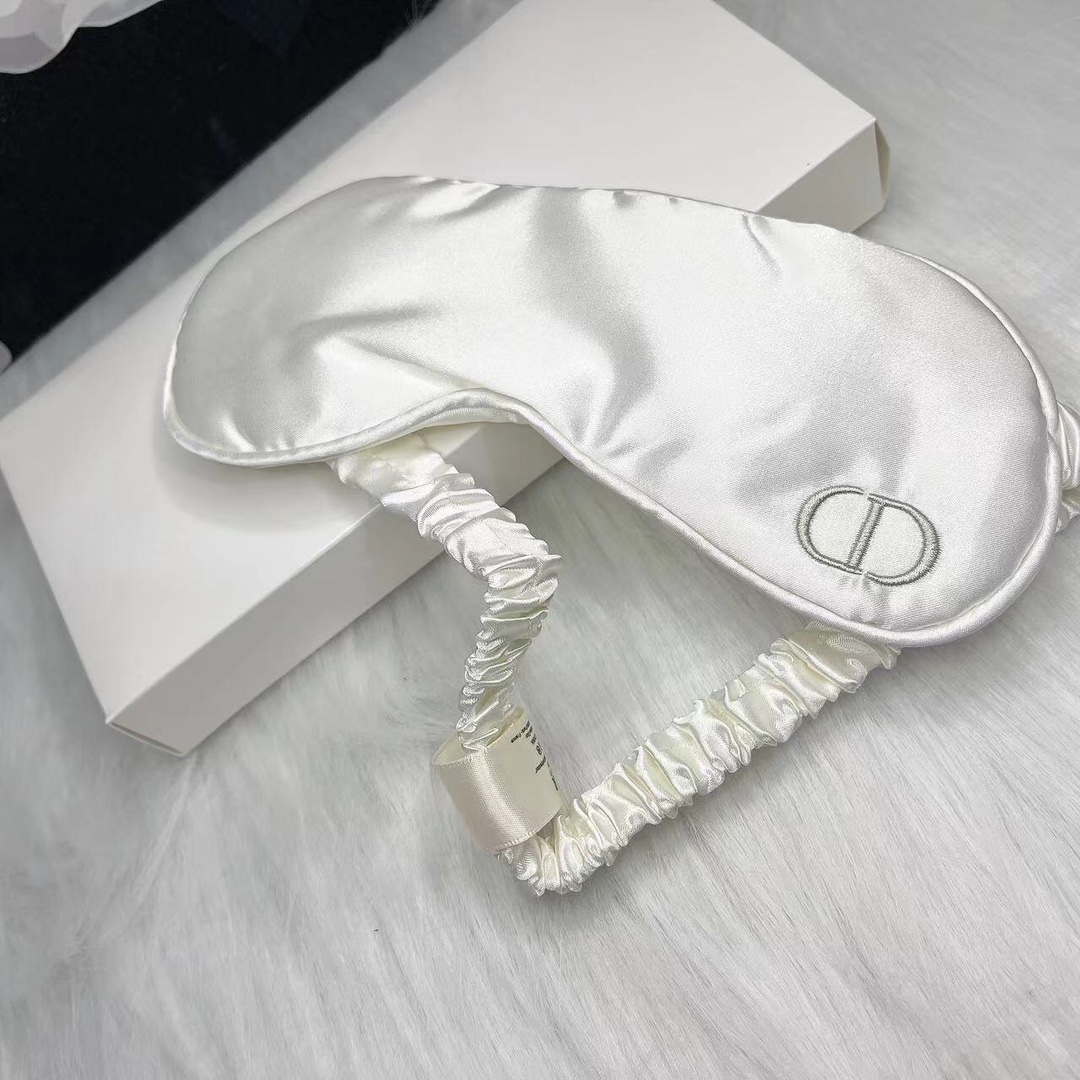 New Dior Counter Whitening Set VIP Loyalty Gift Silk Sleep Mask - Comprehensive 7