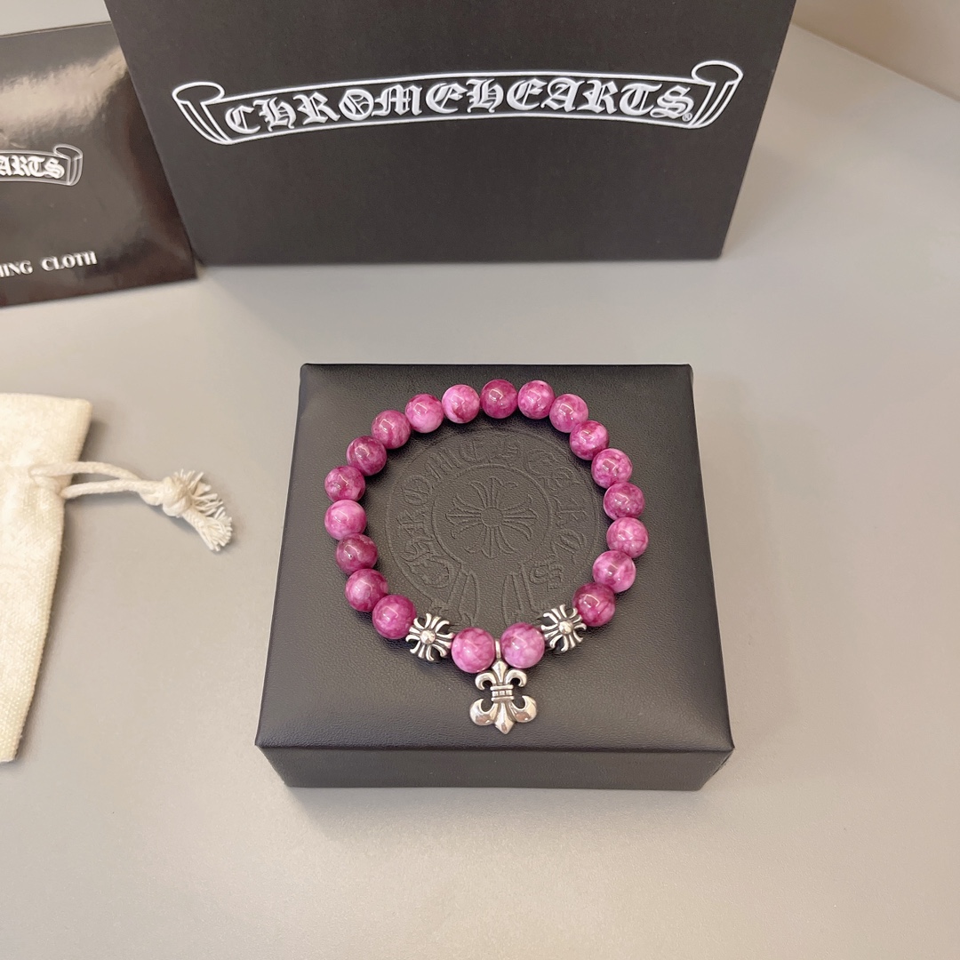 NO:385855,Couple bracelet Croxin natural beads and silver beads bracelet Croxin matches a low-key charming bracelet. One of the classic bracelets of Croxin, the overall bracelet has a good texture, the engraving and detailed patterns are right at a glance, the color is as shown in the picture. It looks very delicious when you wear it with bracelets. It looks good when you match it with it. The counter is synchronized. The same style for men and women!  Can be made into couple bracelets!  Stackable!  Flexible size, fine jewelry, chrome hearts, bracelet19860909情侣手串克罗心天然珠银珠串手链 克罗心搭配出低调魅力的一款手链,克罗心经典手串之一,整体手串质感很好,刻字和细节纹路一眼正,成色如图,搭配手链叠戴超有味道怎么搭配都好看,专柜同步.男女同款！可做情侣手链！可叠戴！ 尺寸有弹性,饰品精品,chrome hearts,bracelet,Jewelry