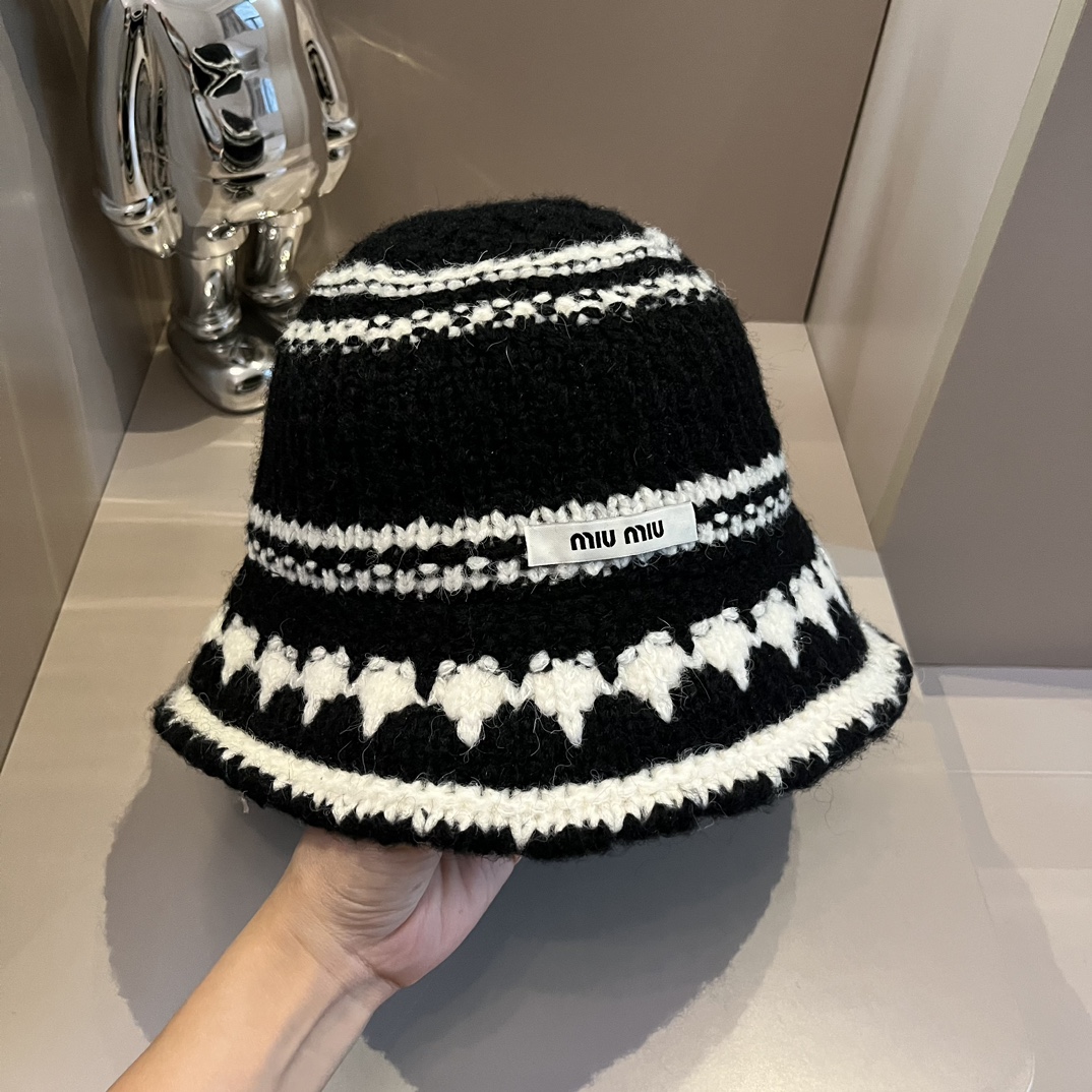 ¥ Sombrero de pescador de punto nuevo de Miu Miu, artículo versátil y sencillo, circunferencia de cabeza 57cm
