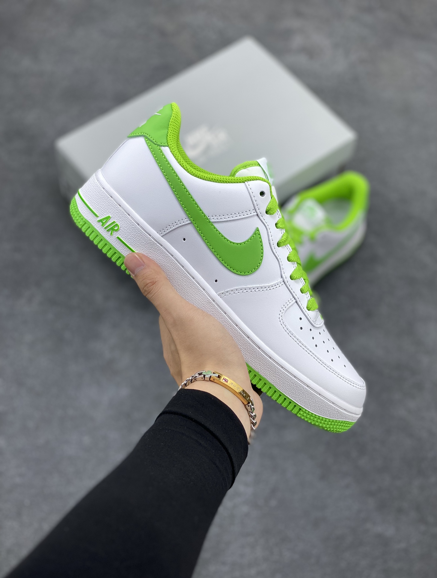 Posso comprar réplica
 Air Jordan Force 1 Sapatos Air Jordan Verde Escuro Branco