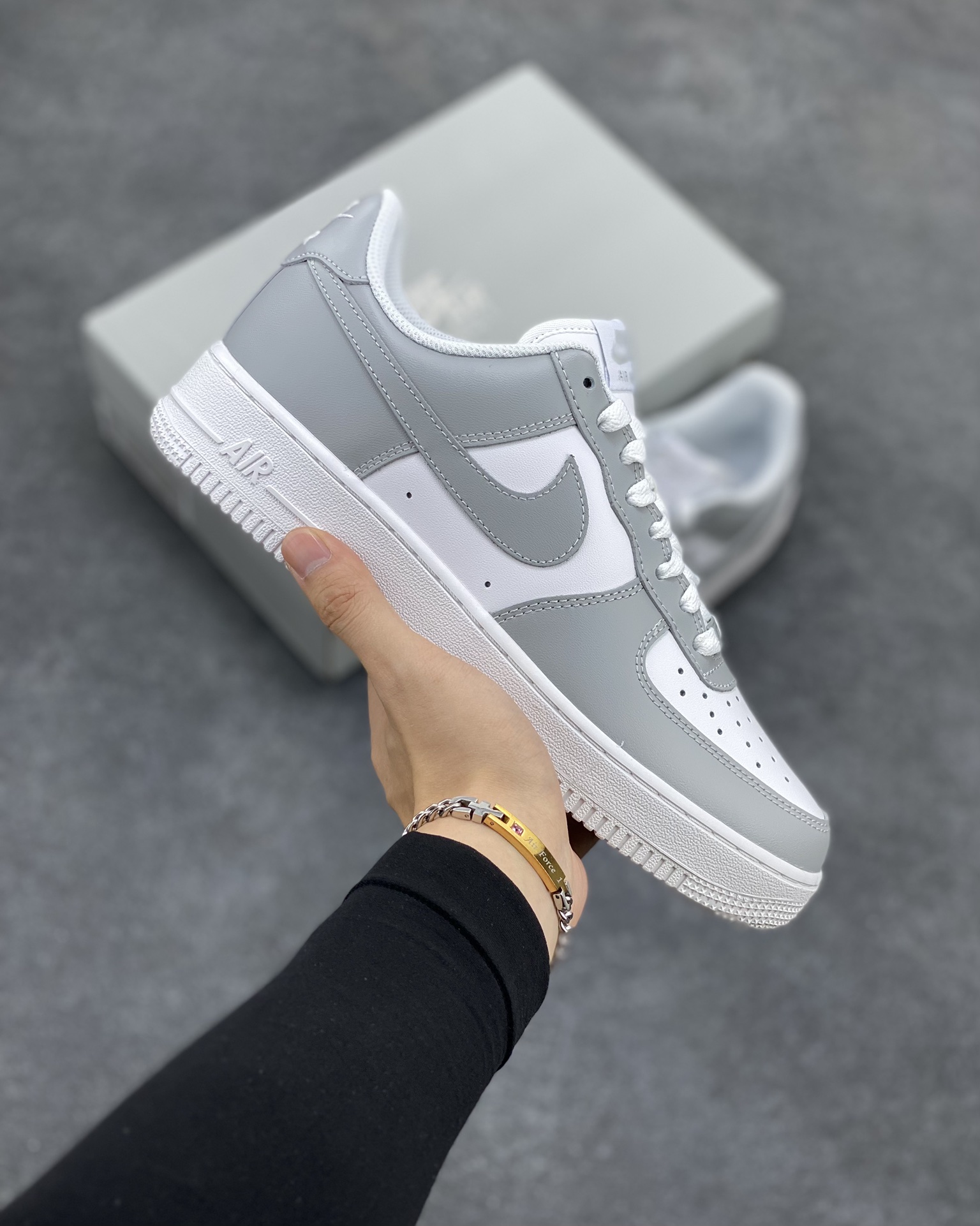 Compre falso de alta qualidade
 Air Jordan Force 1 Aaaaa+
 Sapatos de Skate Air Jordan Cinzento Branco Tops Baixos