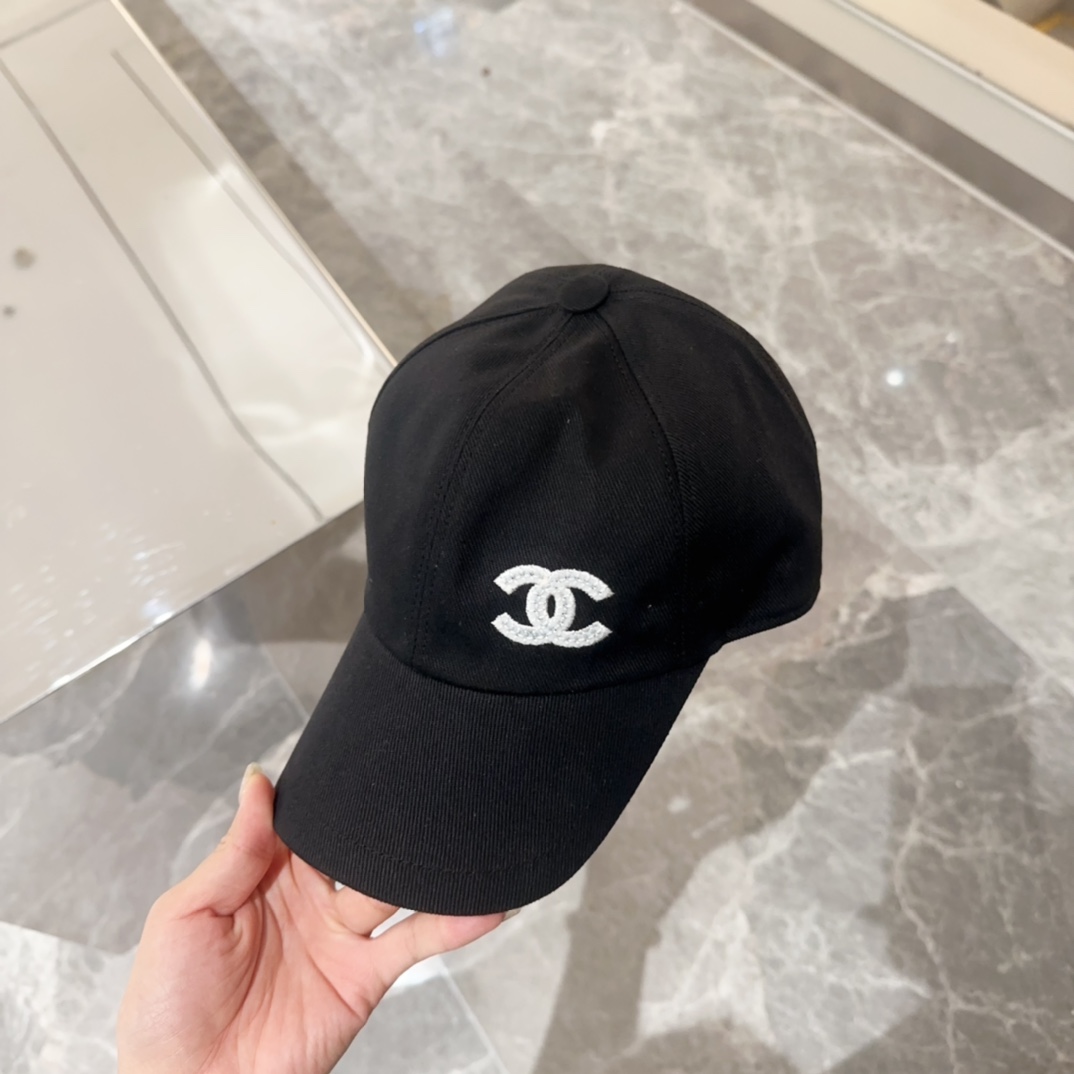 

香奈儿CHANEL 新品棒球帽，小香经典简约，时尚休闲设计