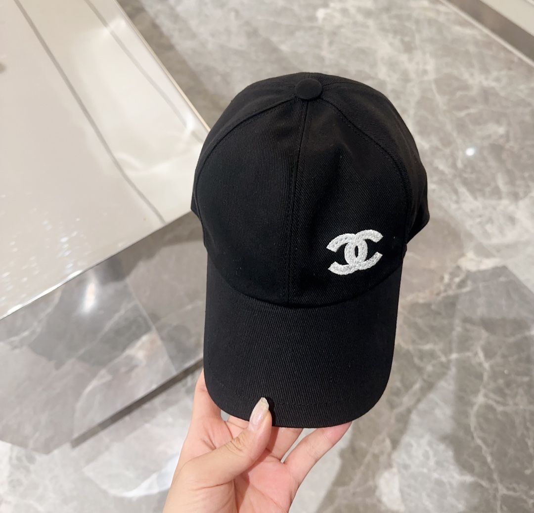 

香奈儿CHANEL 新品棒球帽，小香经典简约，时尚休闲设计