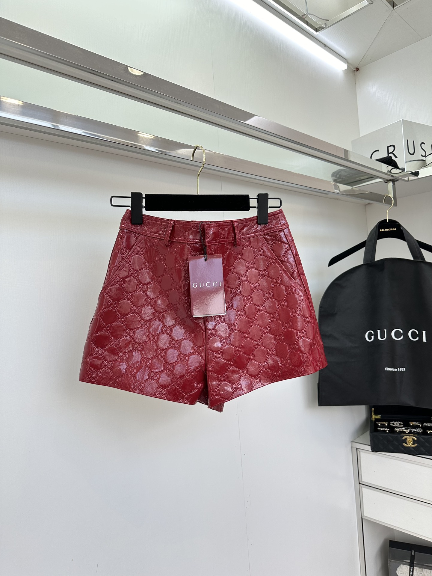 “Classic Gucchi Single-Rate Female Suit with Packaging: Top-Level Goatskin, Super Thin Design” - 图片 1