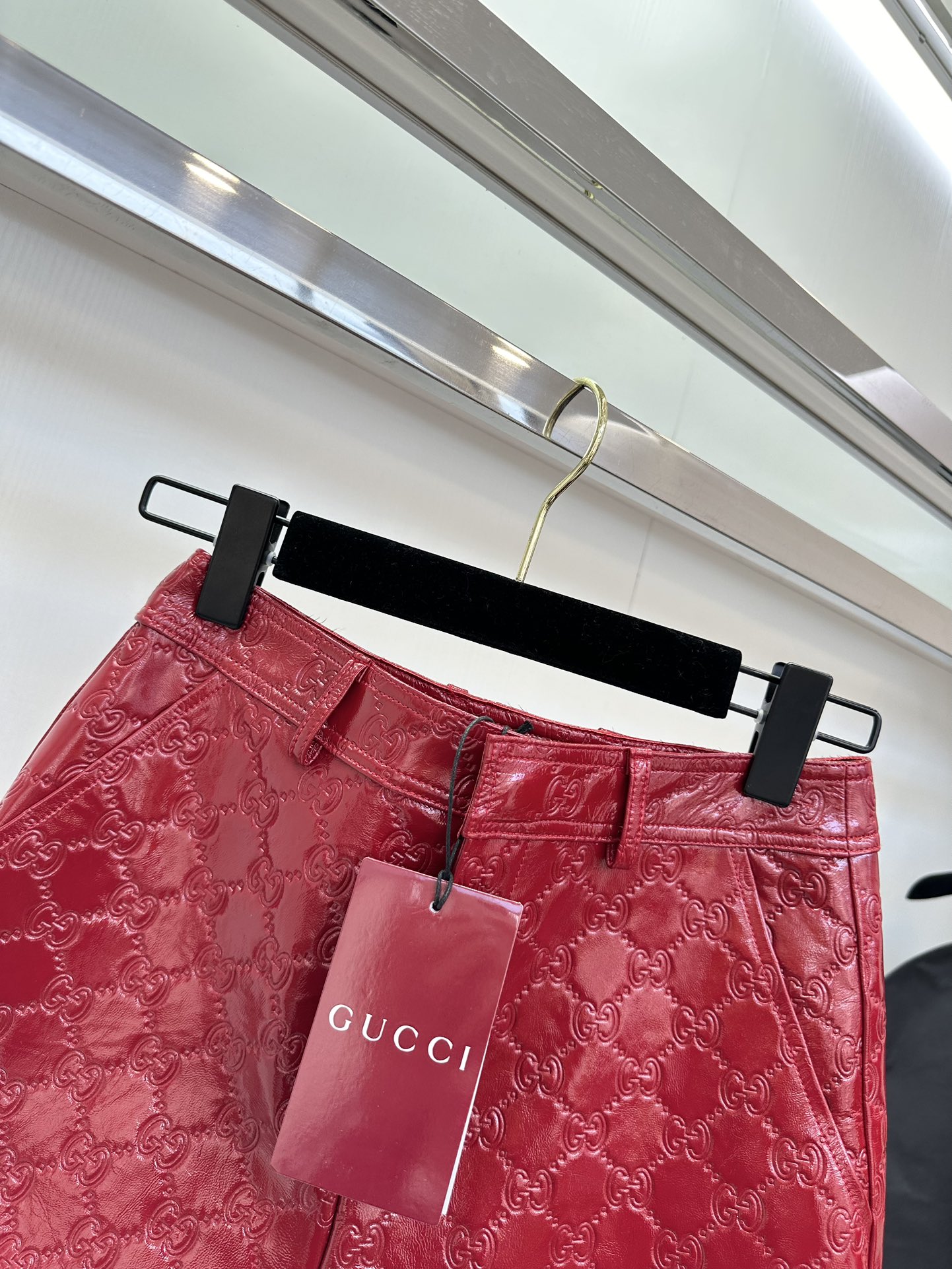 “Classic Gucchi Single-Rate Female Suit with Packaging: Top-Level Goatskin, Super Thin Design” - 图片 5