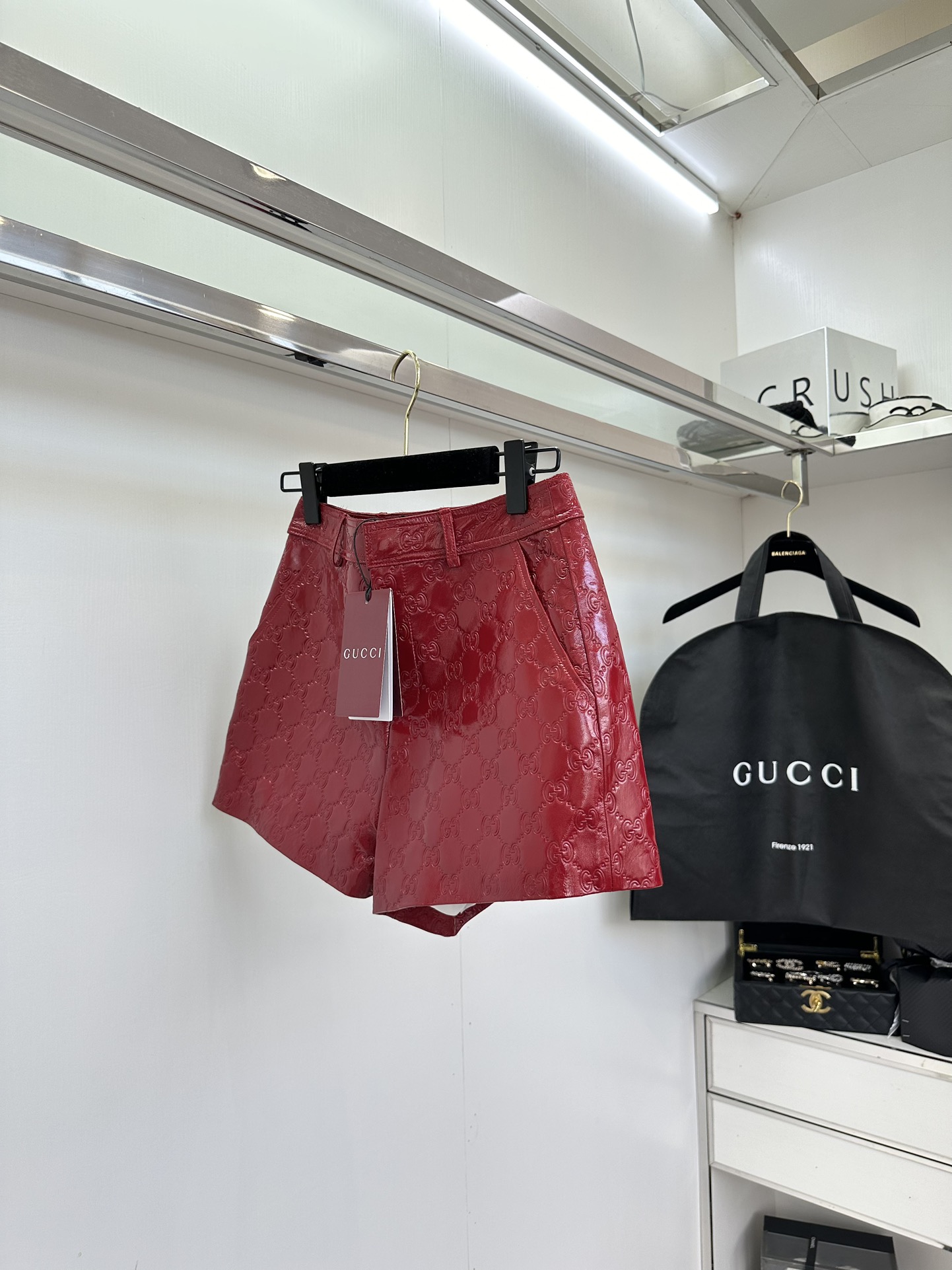 “Classic Gucchi Single-Rate Female Suit with Packaging: Top-Level Goatskin, Super Thin Design” - 图片 2