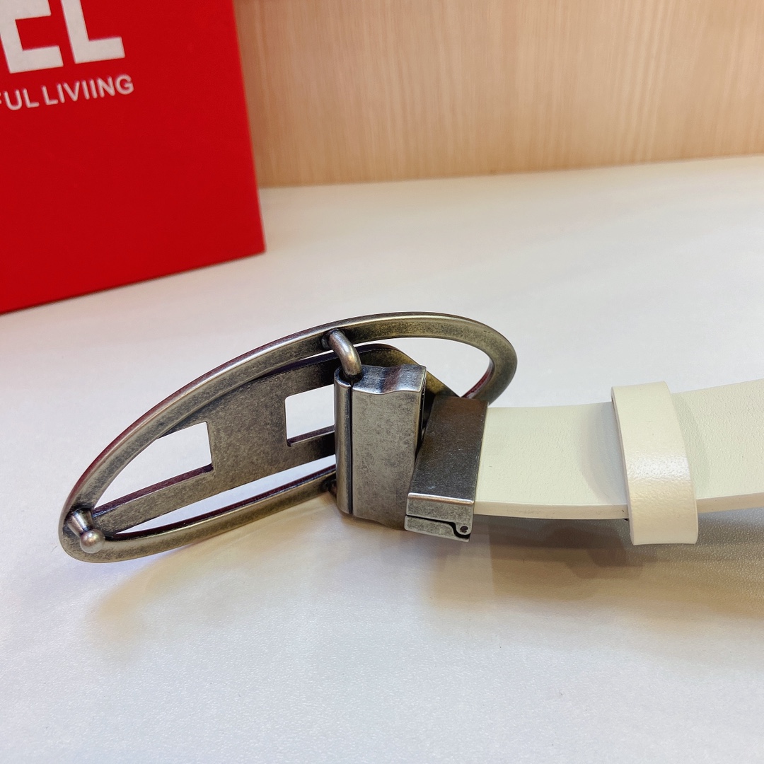 DIESEL 23 Spring/Summer New OVAL-D LOGO Classic Belt: Stylish Retro Look, Reversible Design - 图片 5
