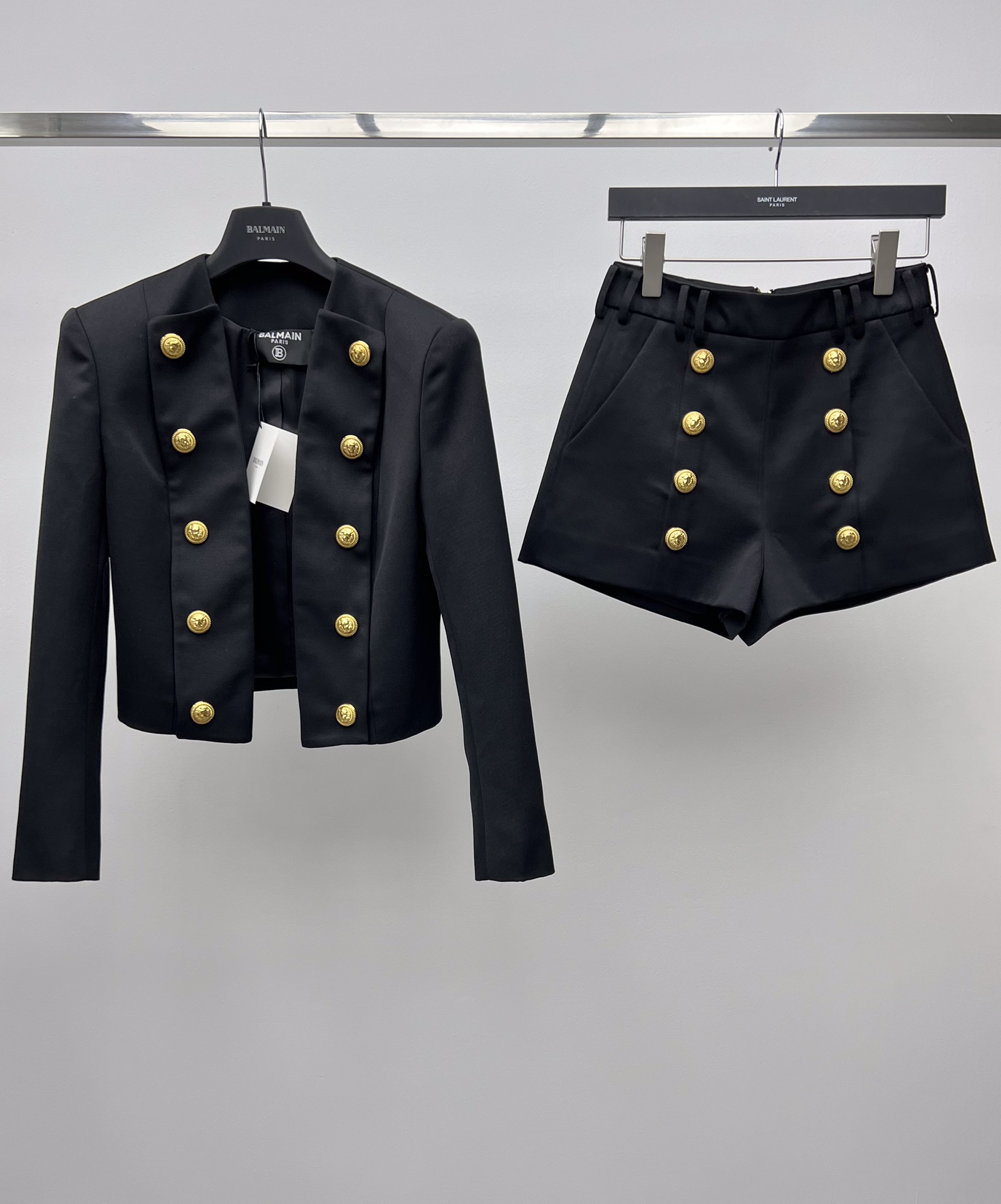 Balmai Women’s Suit: Jacket, Shorts, and Packing Essentials