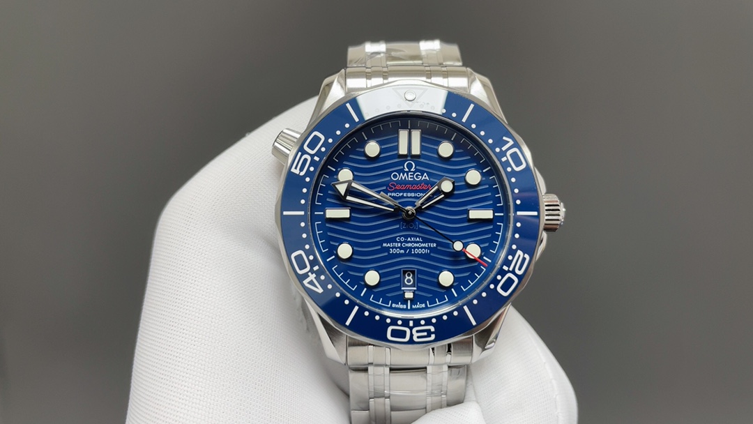 NO:392445,Recommended today's Omega Seamaster White Shell Blue 42mm machine Top quality Shipping real photos, omega19860909今日推荐欧米茄 海马 白壳蓝 42mm 机 顶级品质 出货实拍,,omega,Watch