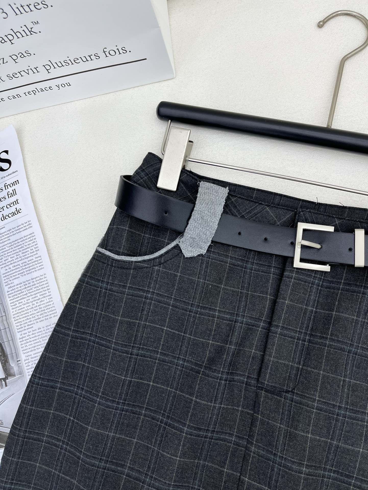 YSL 2024 Collection: High-End Quality Female Clothes with Stale Pants Skirt - 图片 3