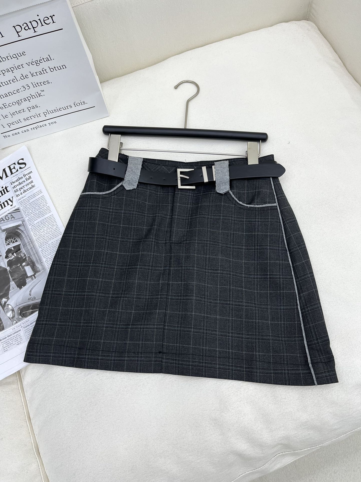 YSL 2024 Collection: High-End Quality Female Clothes with Stale Pants Skirt - 图片 1