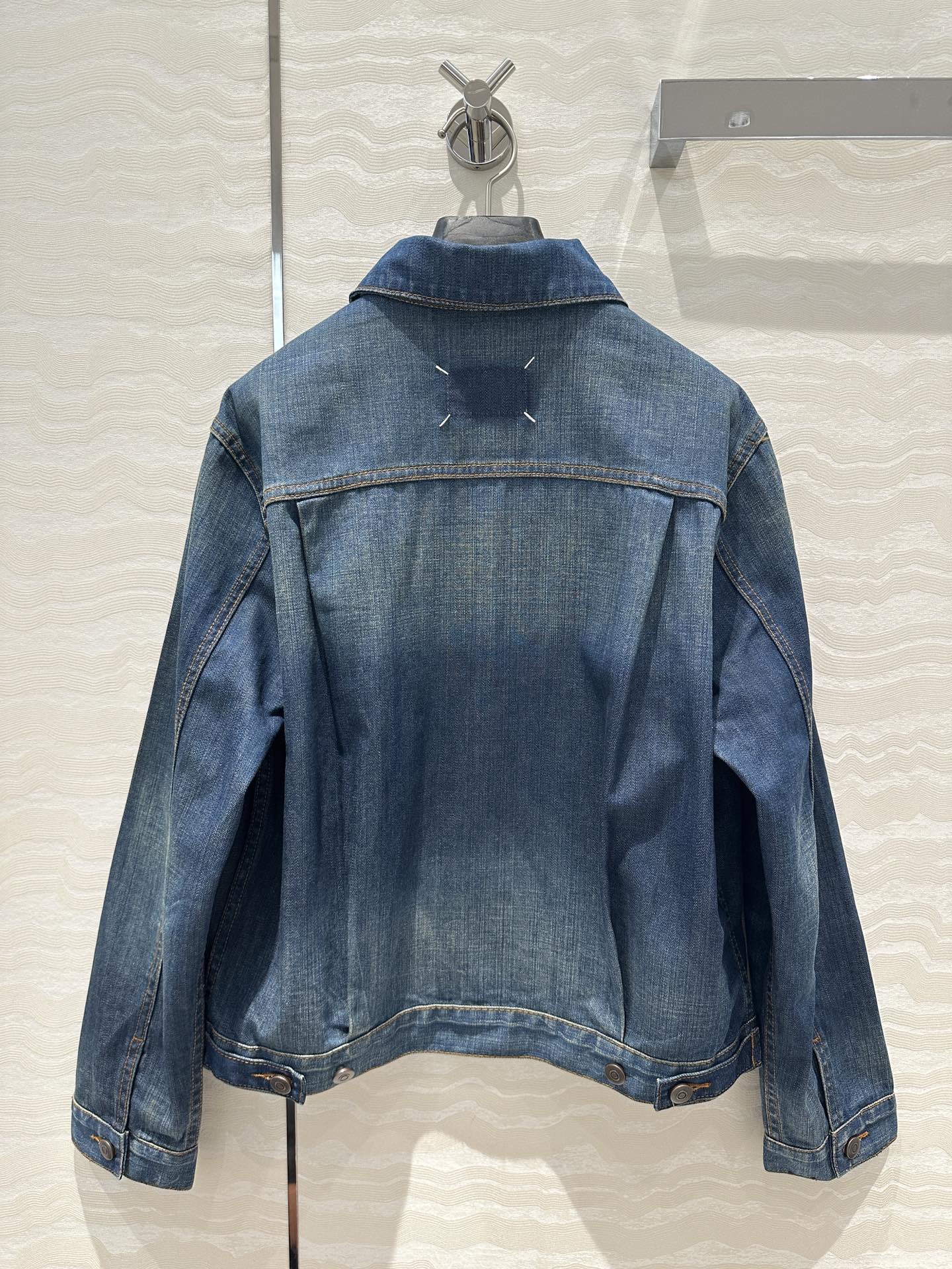 独家首发🍒高端原单品质！马吉MM甜酷少女金属扣牛仔夹克外套！定制复古苔藓蓝洗水工艺高级又时髦！气质翻领夹