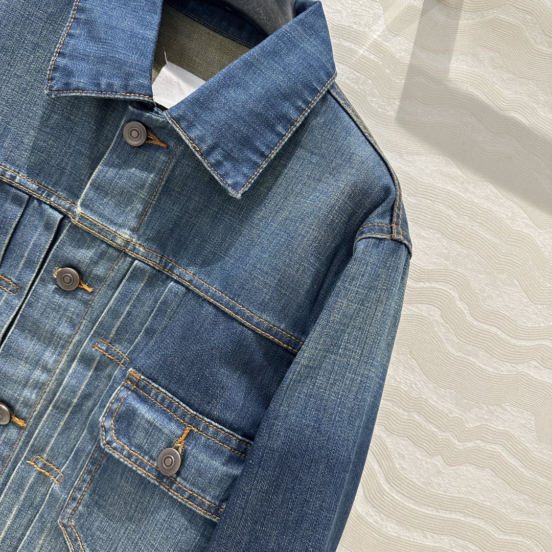 独家首发🍒高端原单品质！马吉MM甜酷少女金属扣牛仔夹克外套！定制复古苔藓蓝洗水工艺高级又时髦！气质翻领夹