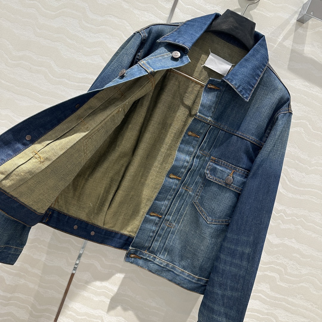独家首发🍒高端原单品质！马吉MM甜酷少女金属扣牛仔夹克外套！定制复古苔藓蓝洗水工艺高级又时髦！气质翻领夹
