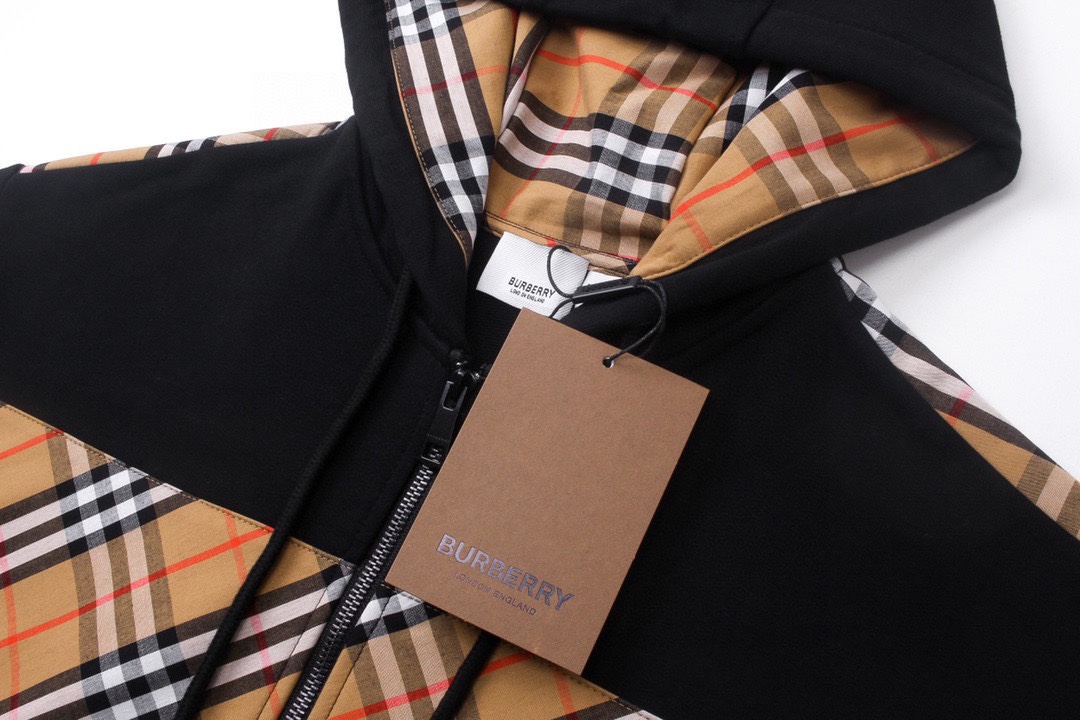 巴宝莉/Burberry 秋冬新品 经典格子拼接拉链连帽外套